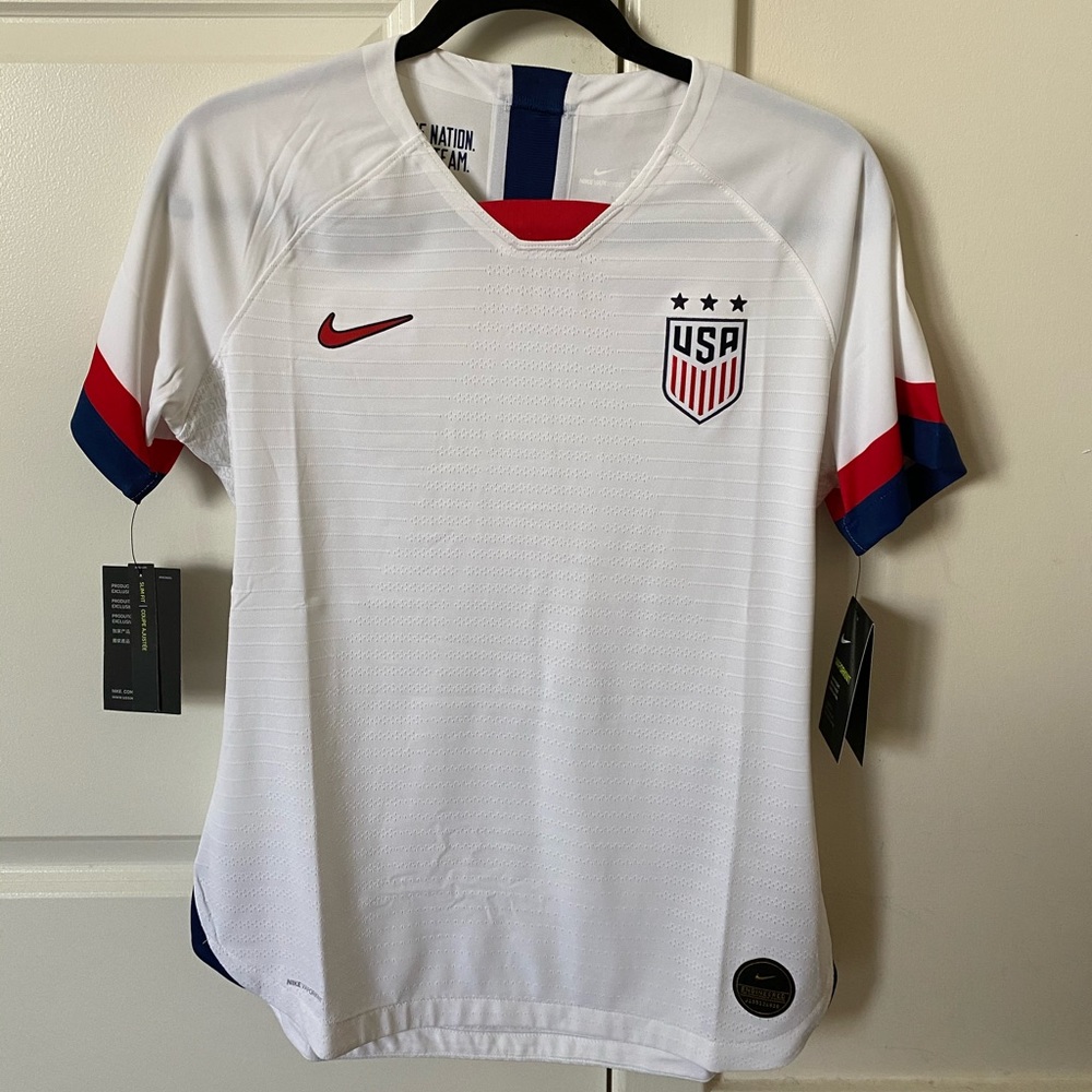 NWT authentic US jersey